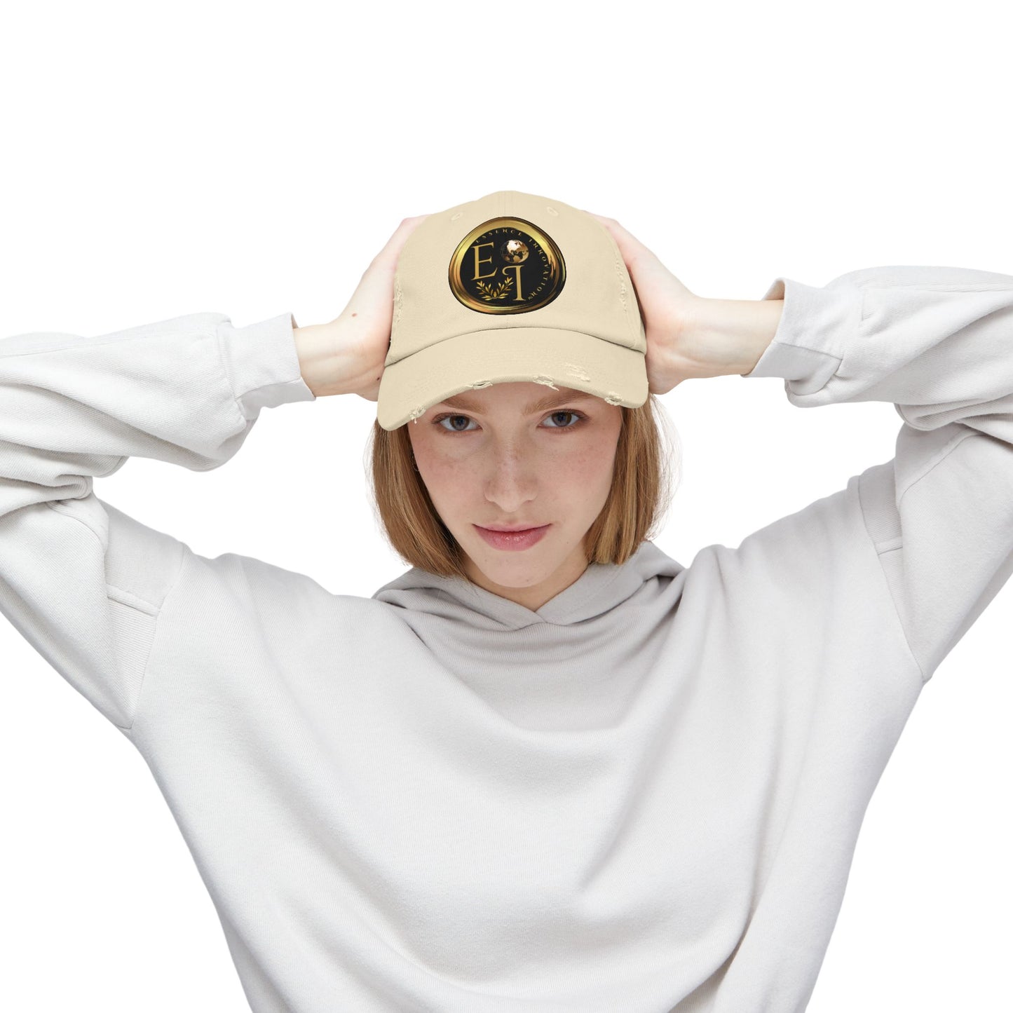 Essence Innovation Timeless Beige | Distressed Cap